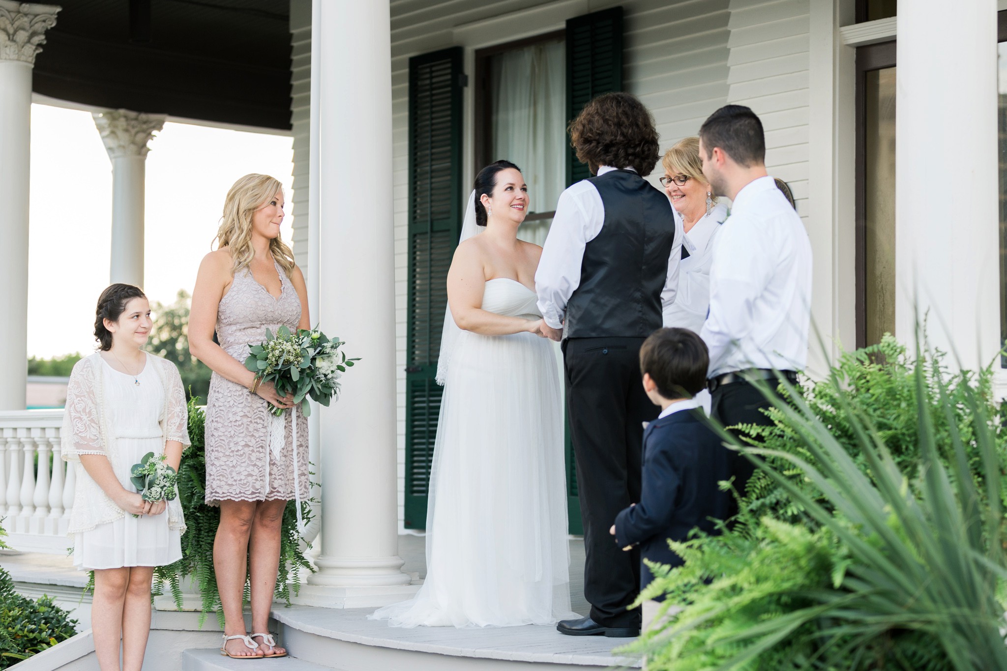 August wedding at the Redding House in Biloxi, Mississippi.