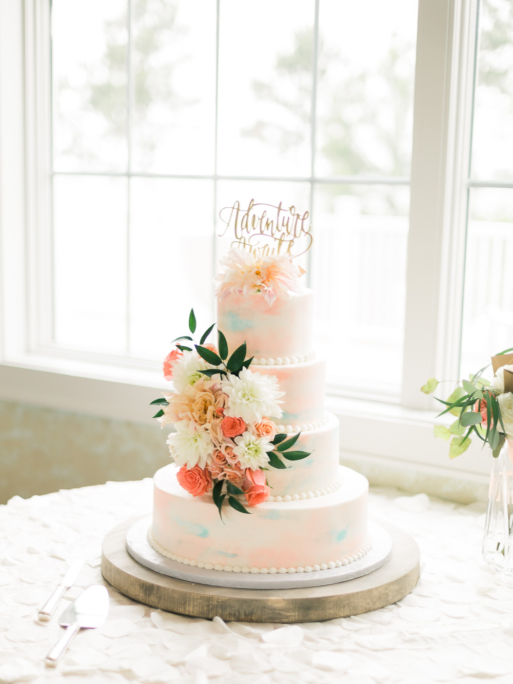 Colorful teal and coral wedding at Oyster Farm at King's Creek in Cape Charles, Virginia.