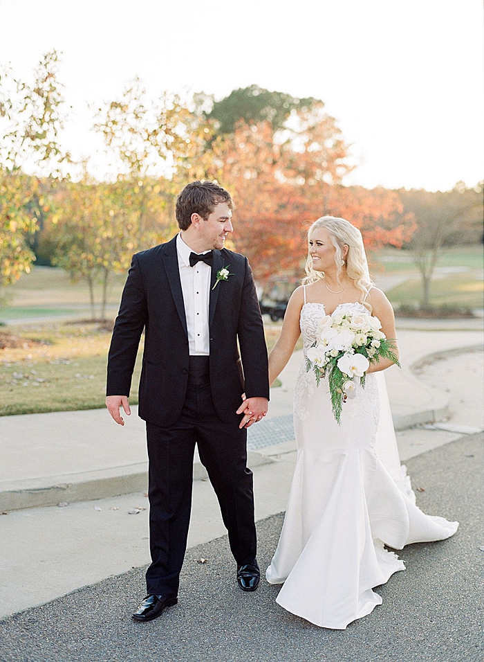 Sunny December wedding at Reunion Country Club in Madison, Mississippi.