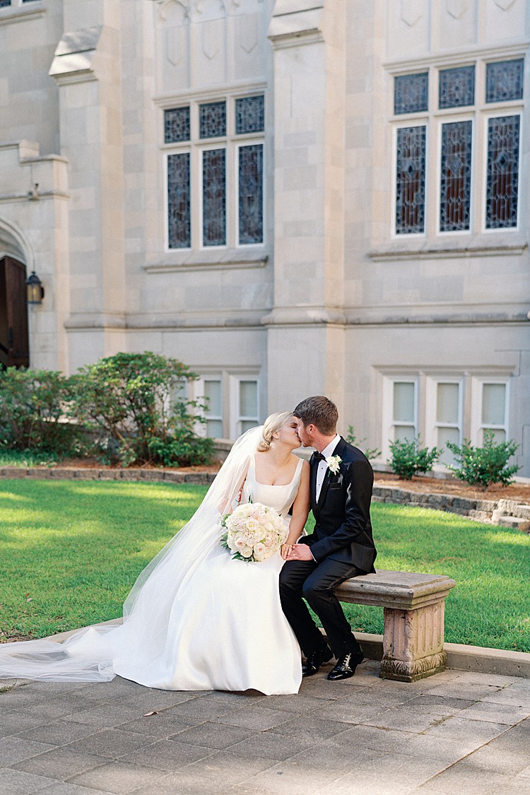 Elizabeth and Taylor's classic wedding at the Country Club of Jackson in Ridgeland, Mississippi.