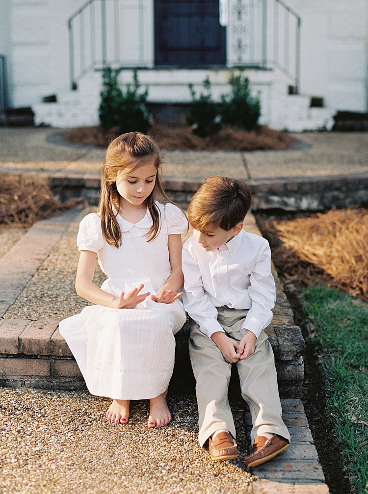 A Jackson, MS family session captured by Mississippi family photographer, Michelle Whitley.